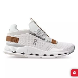 On Cloudnova Shoes White/Pearl